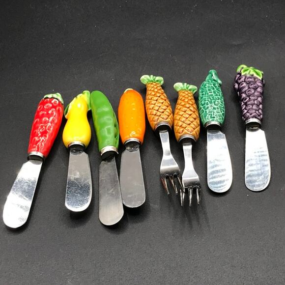 Set of 8 Pate' Butter Cheese Knives & Forks w/ Vegetables and Fruits on Handles - Picture 1 of 4
